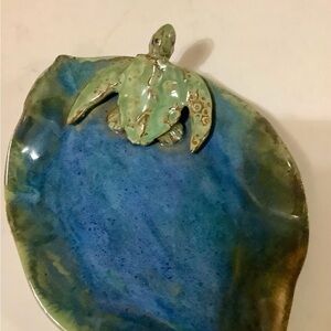 Handmade turtle pottery dish
